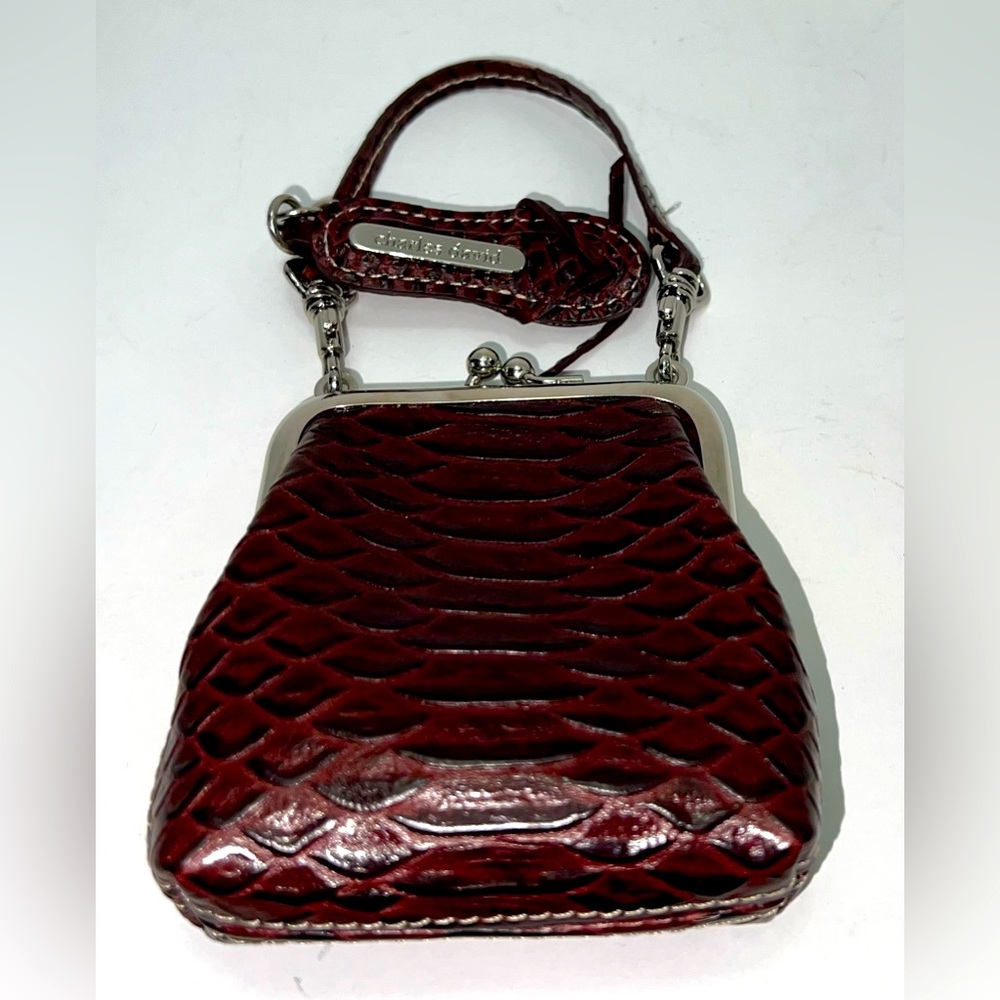 Beautiful crosier flaut texture Charles David mini wallet
